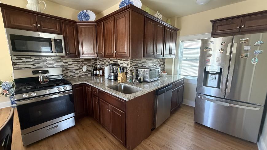 730 Boston St. – photo 1