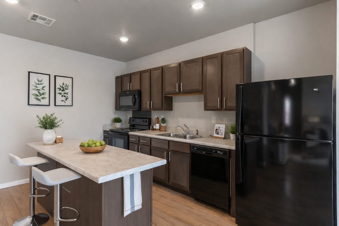 River West Phase I – photo 1
