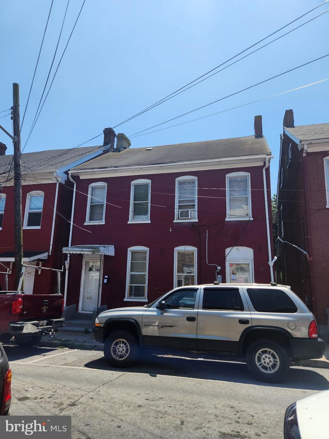 625 GEORGE Street – photo 1