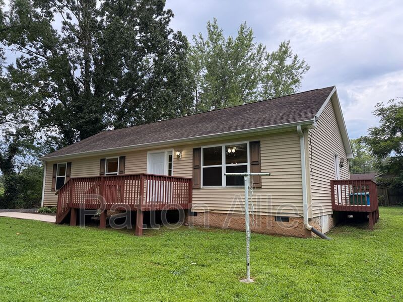 115 Starnes Cove Rd – photo 1