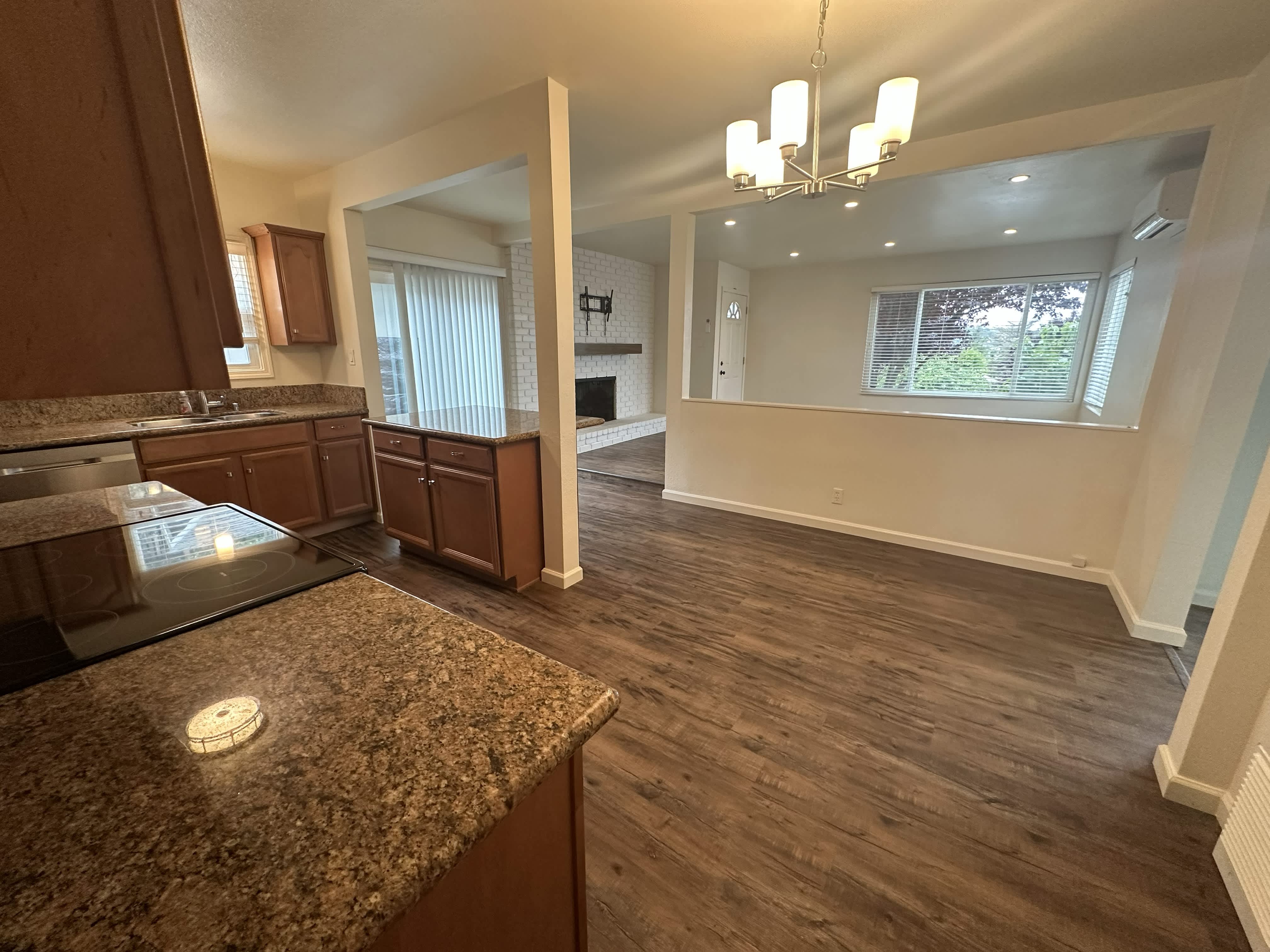 507 Bay Street – photo 1 of 24
