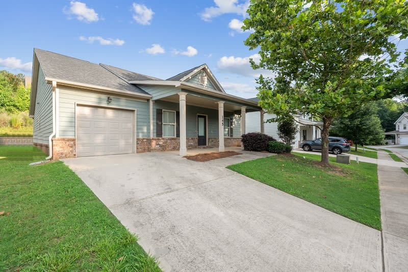 145 Mandy Lane – photo 1