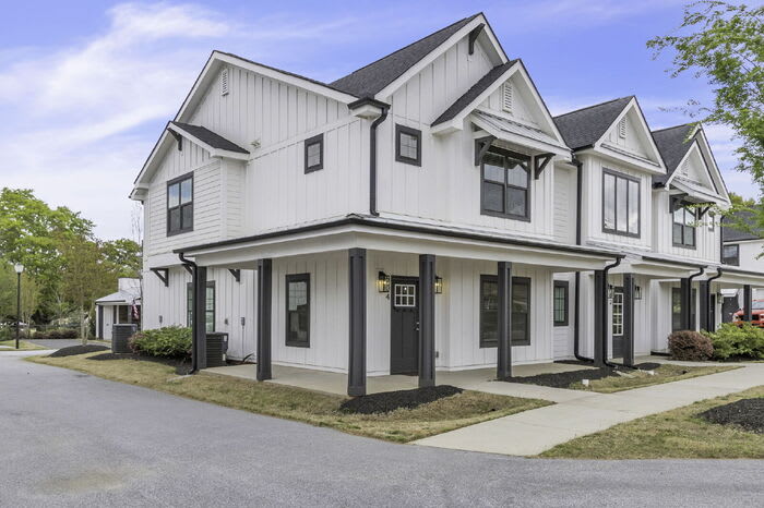 152 Cox Street – photo 1 of 69