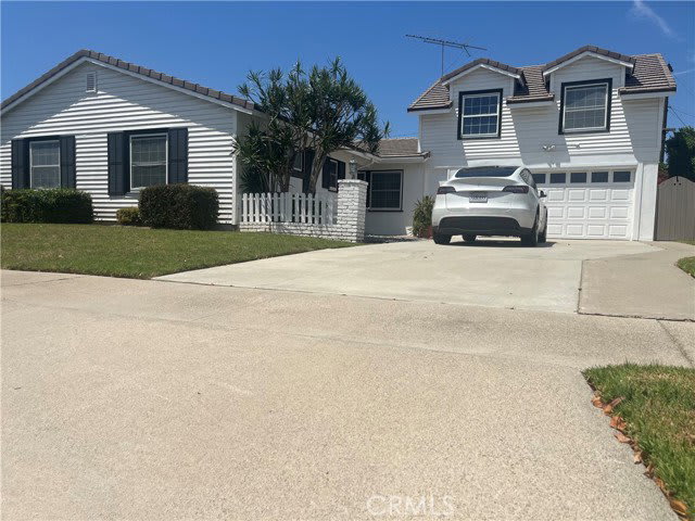 9441 El Blanco Avenue – photo 1