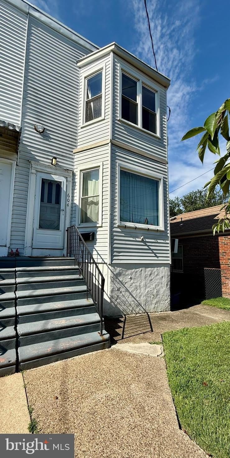604 S Atlantic Avenue – photo 1