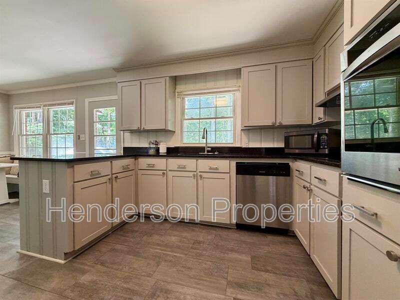 6801 Woodland Cr – photo 1