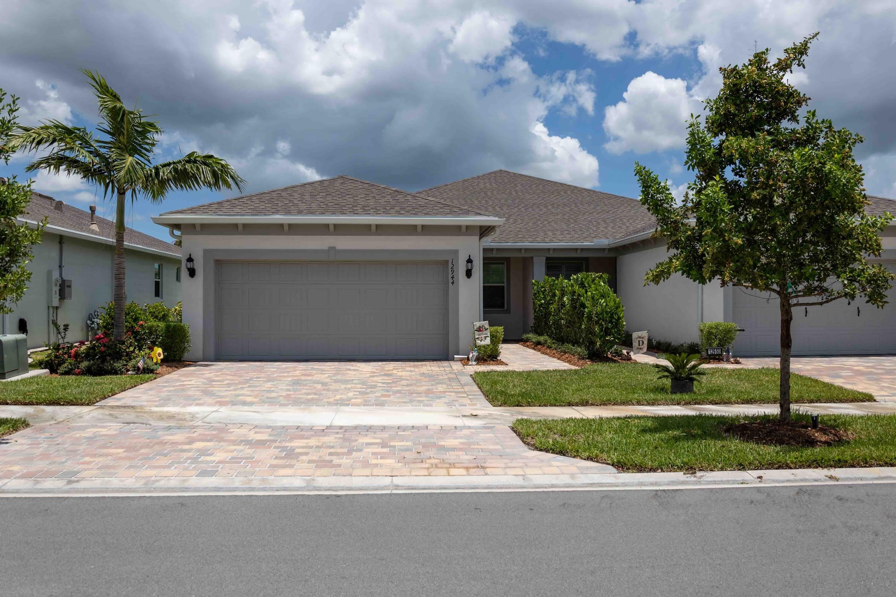 12944 SW Vermillion Circle – photo 1