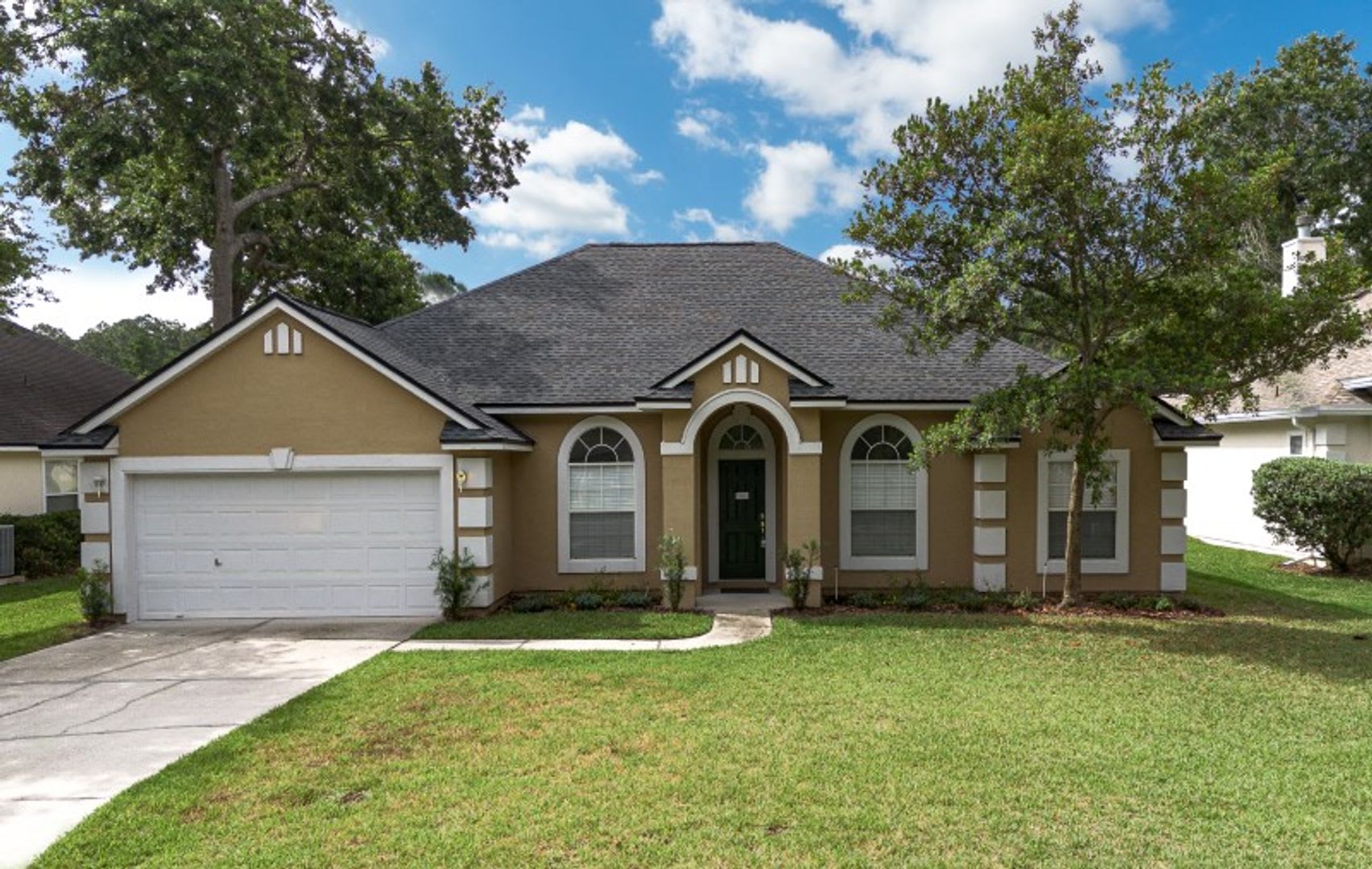 Julington Creek Jewel – photo 1 of 38