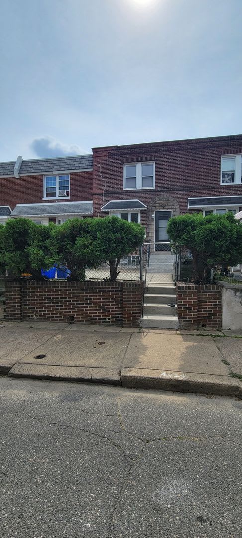 Beautiful Home Holmesburg – photo 1