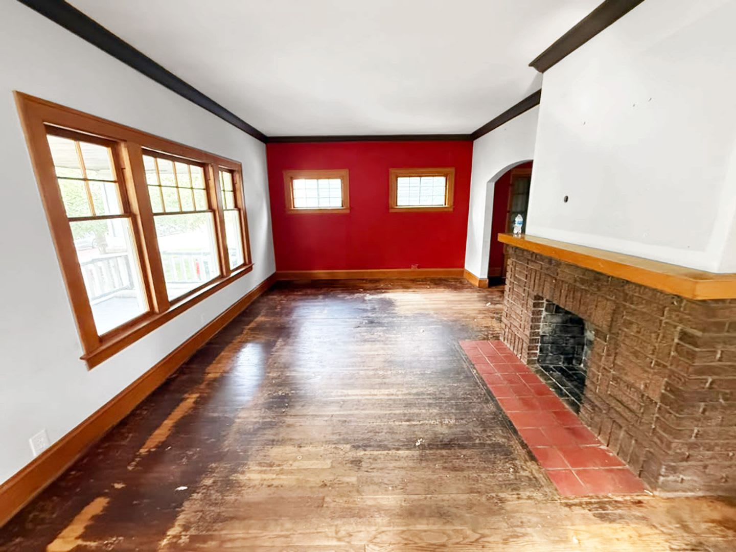 3 BED 1 BATH SINGLE FAMILY HOME! – photo 1