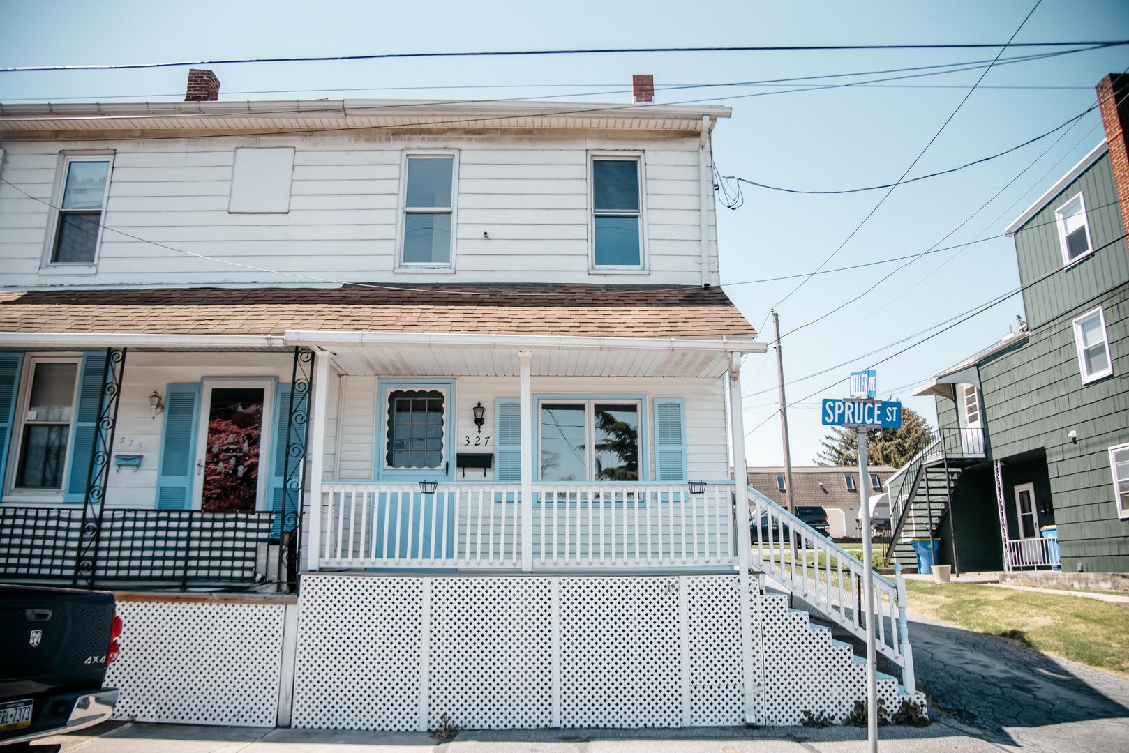 327 Spruce St – photo 1 of 20