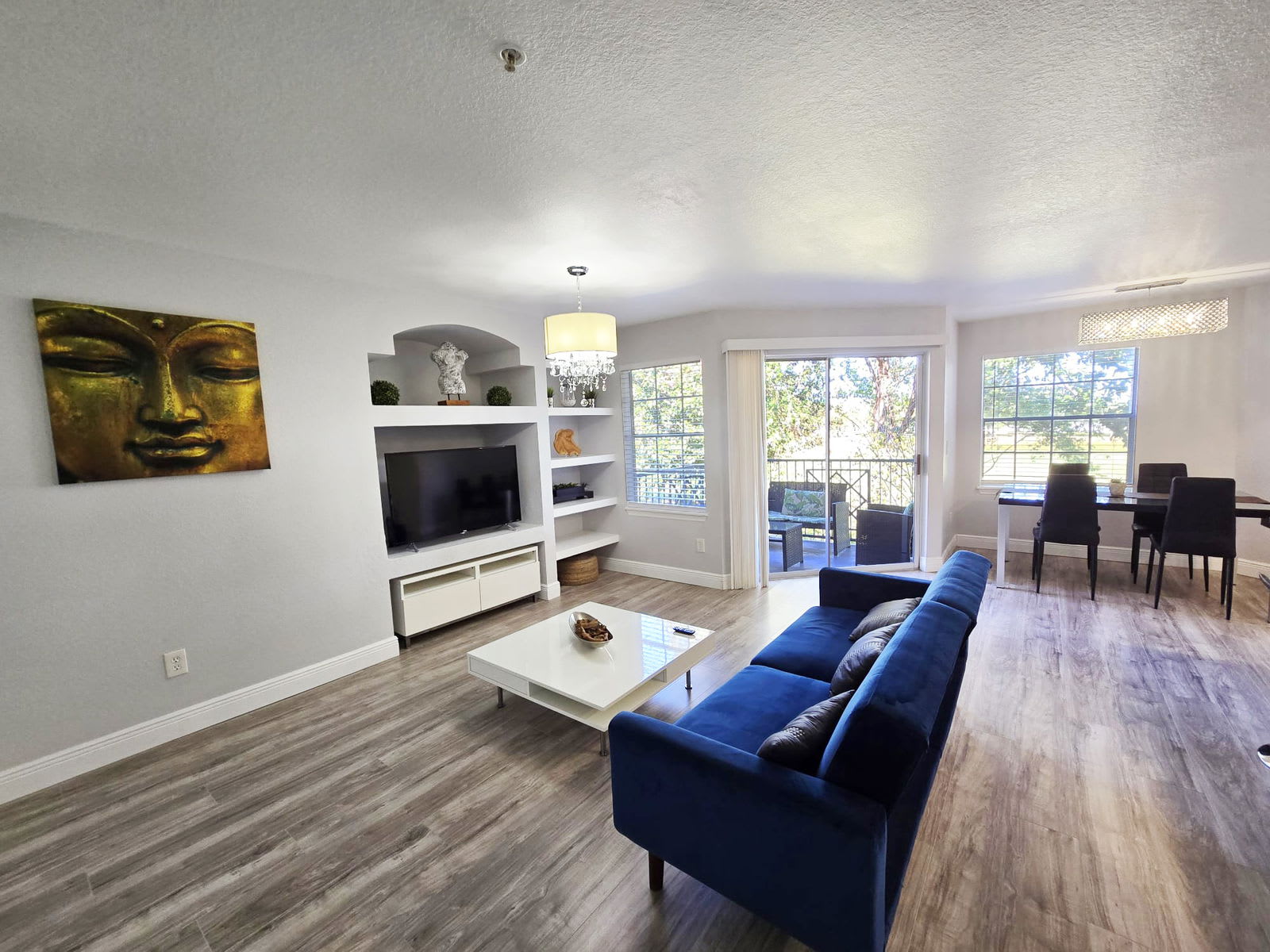 7230 Westpointe Boulevard – photo 1