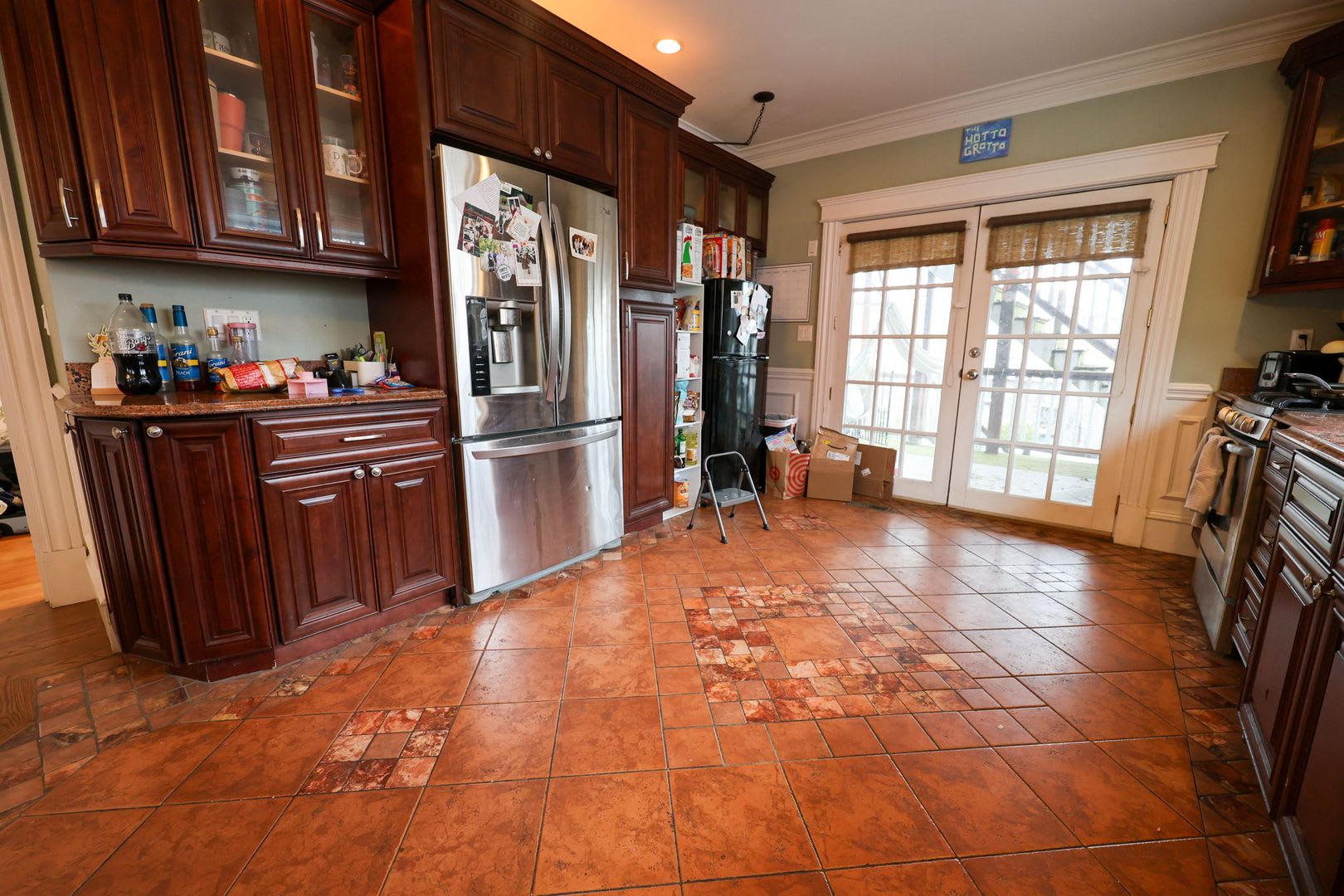 Charming 5 Bedroom -No Broker Fee – photo 1