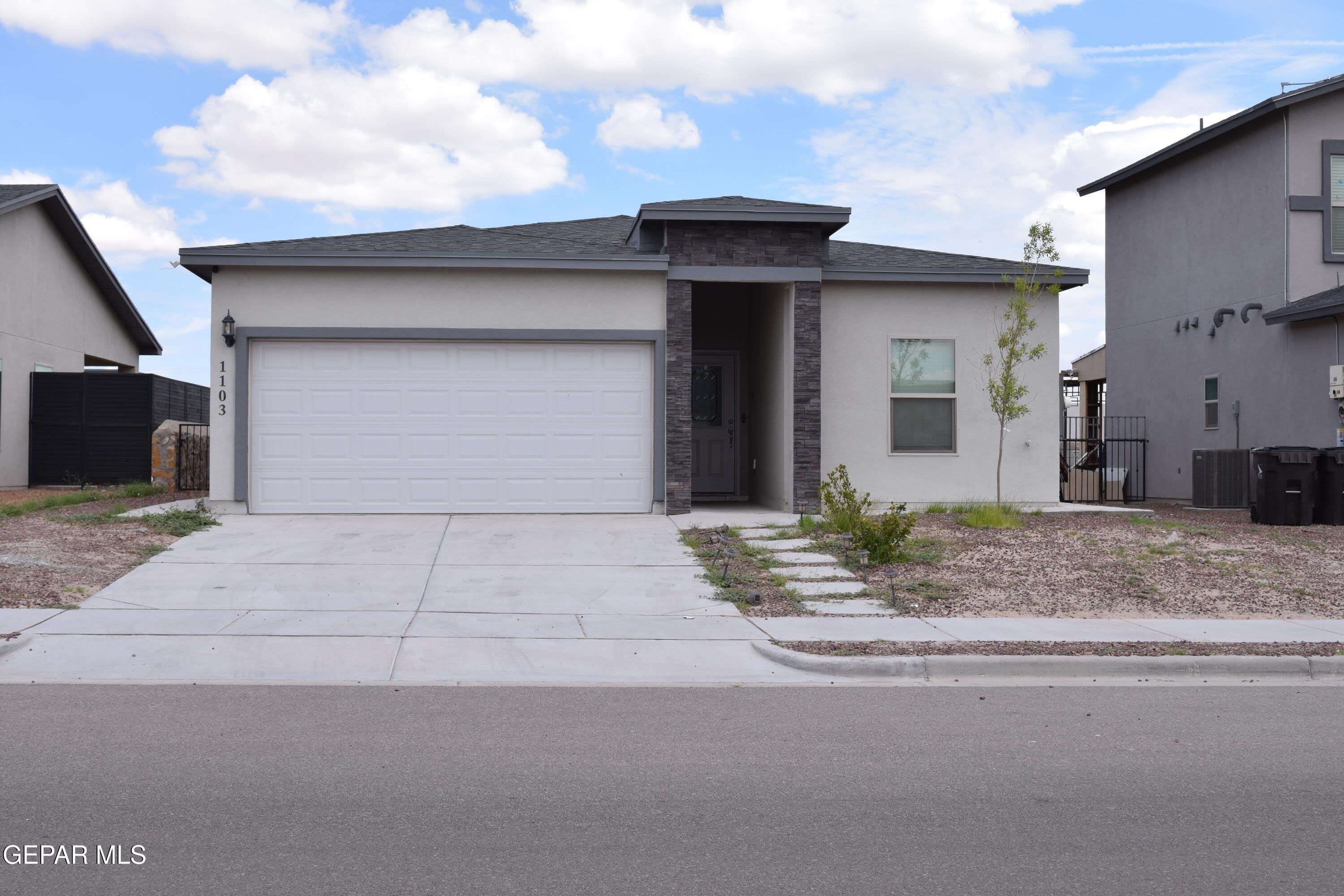 1103 BRASS HILL Avenue – photo 1 of 32