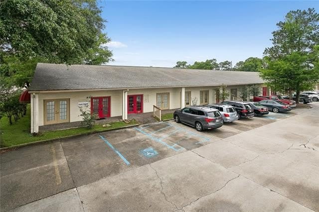 770 GAUSE Boulevard – photo 1 of 7