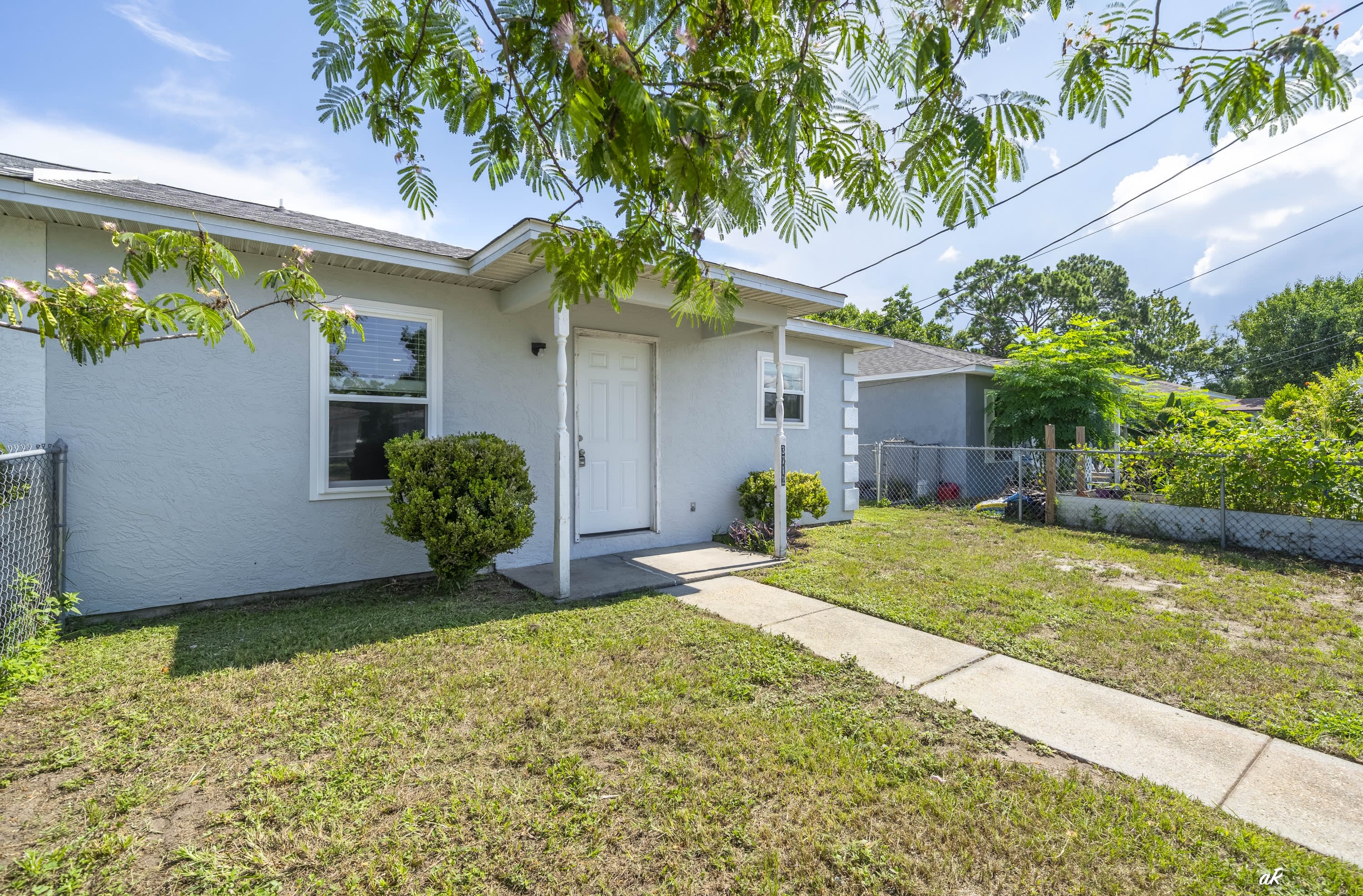 3712 Burnham Way – photo 1
