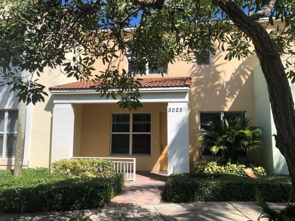 5025 NW 16th Way – photo 1 of 15