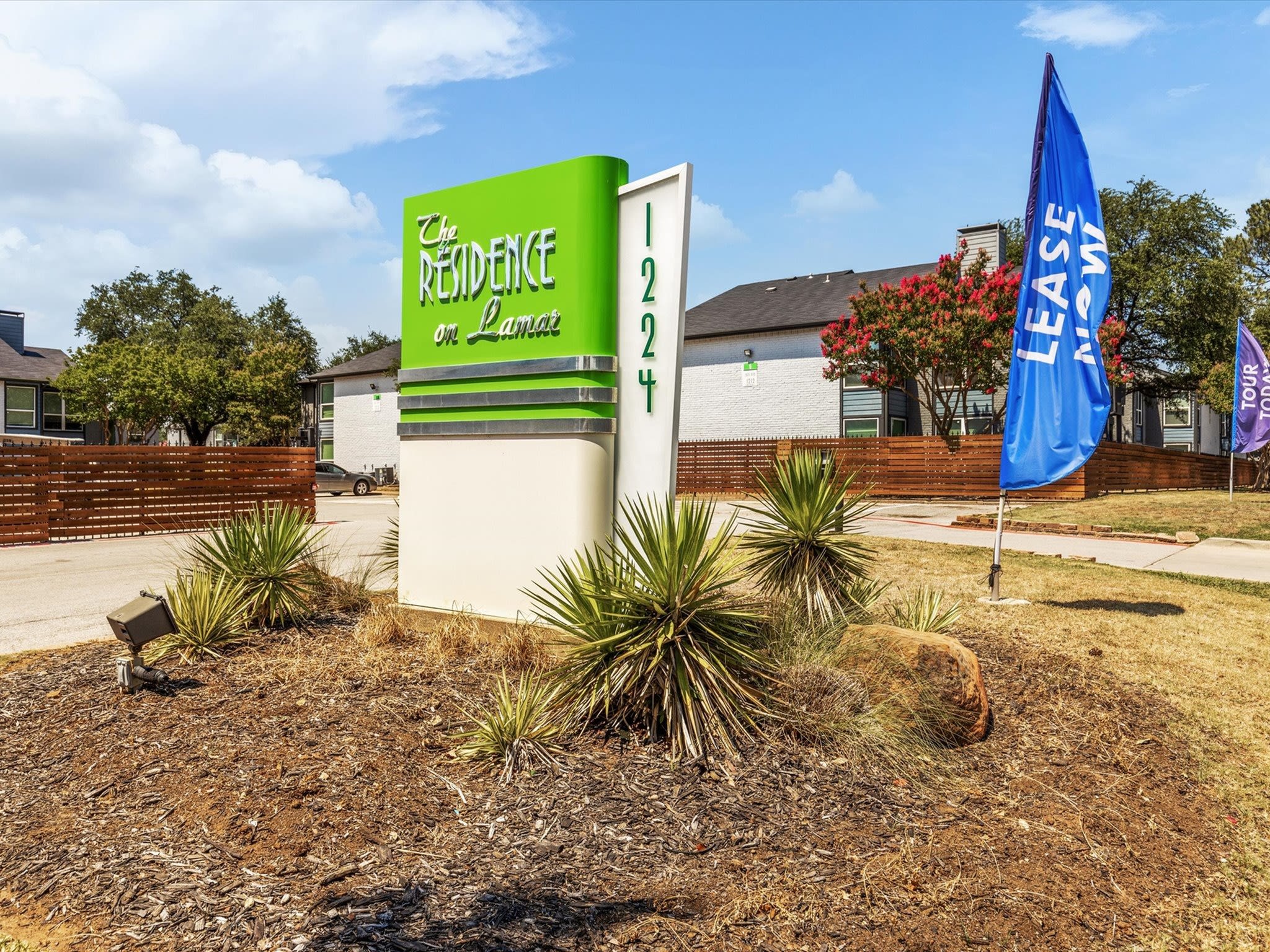 The Residence on Lamar – photo 1