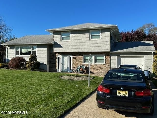 15 Cooper Avenue – photo 1 of 13