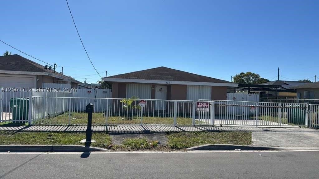 455 Nw 14Th St – photo 1