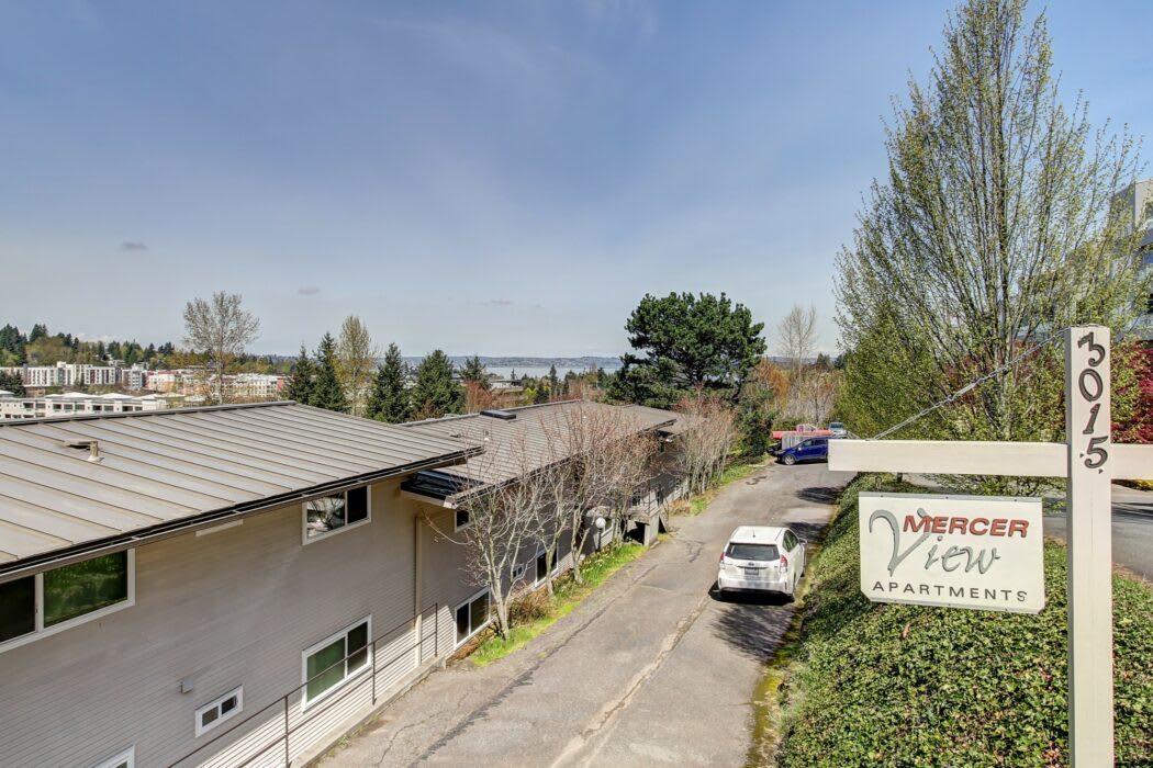 Mercer View Apartments