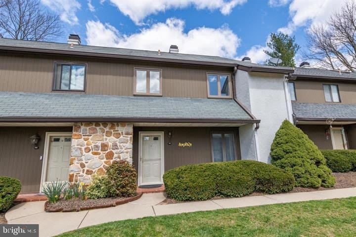114 PINECREST LANE – photo 1 of 26