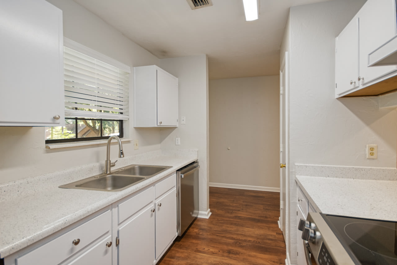 1344 Cherry Street 8 – photo 1