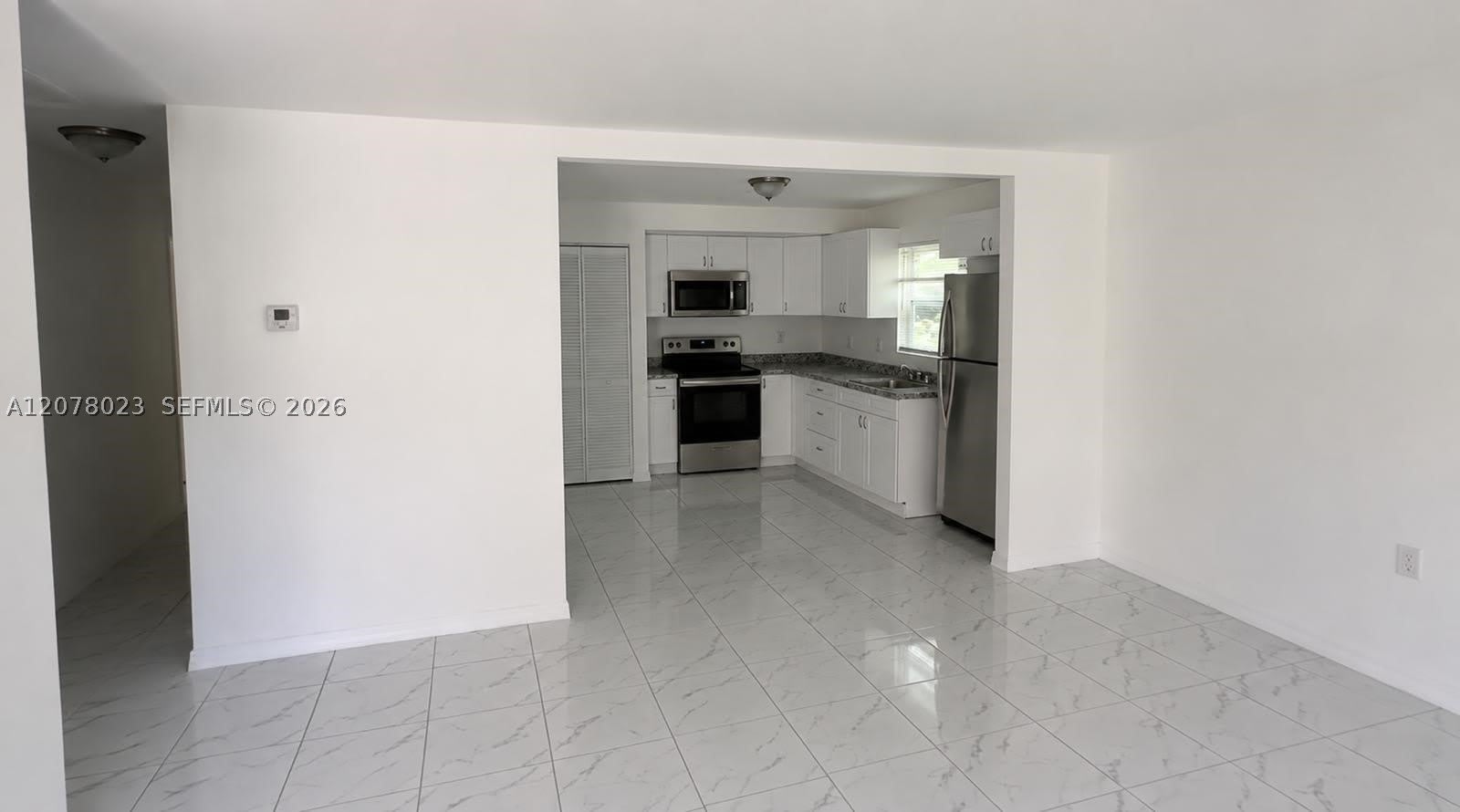 1710 SOUTH AVE – photo 1