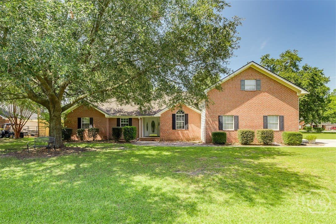 108 Bradford Drive – photo 1