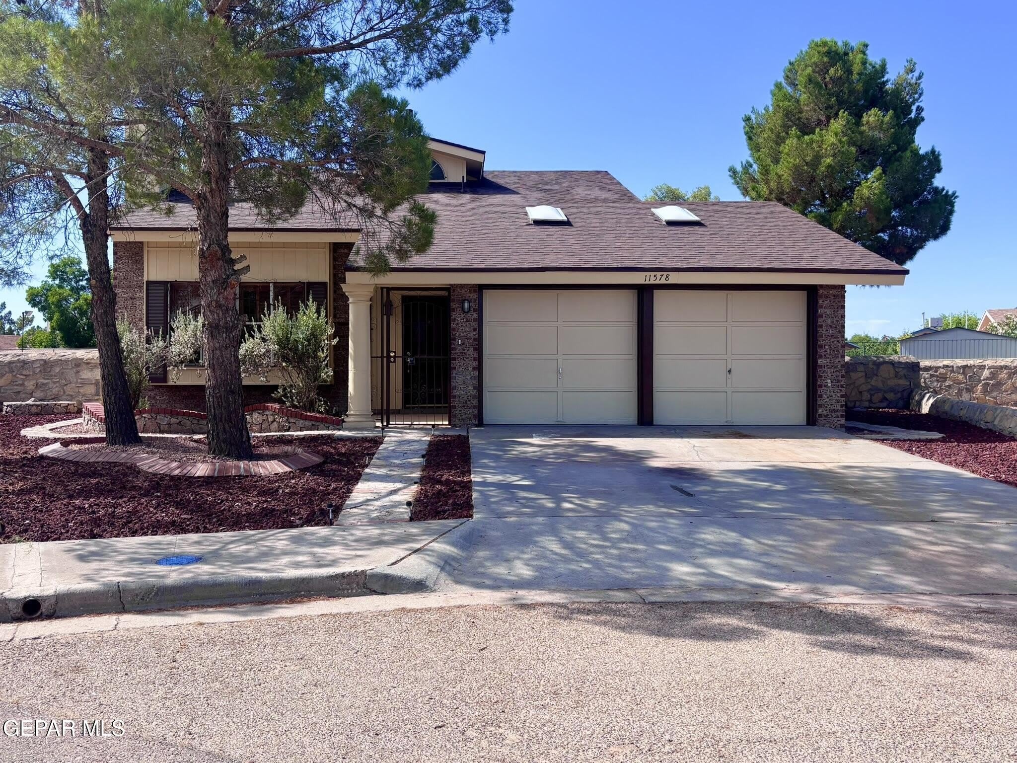 11578 CHAPLIN Court – photo 1