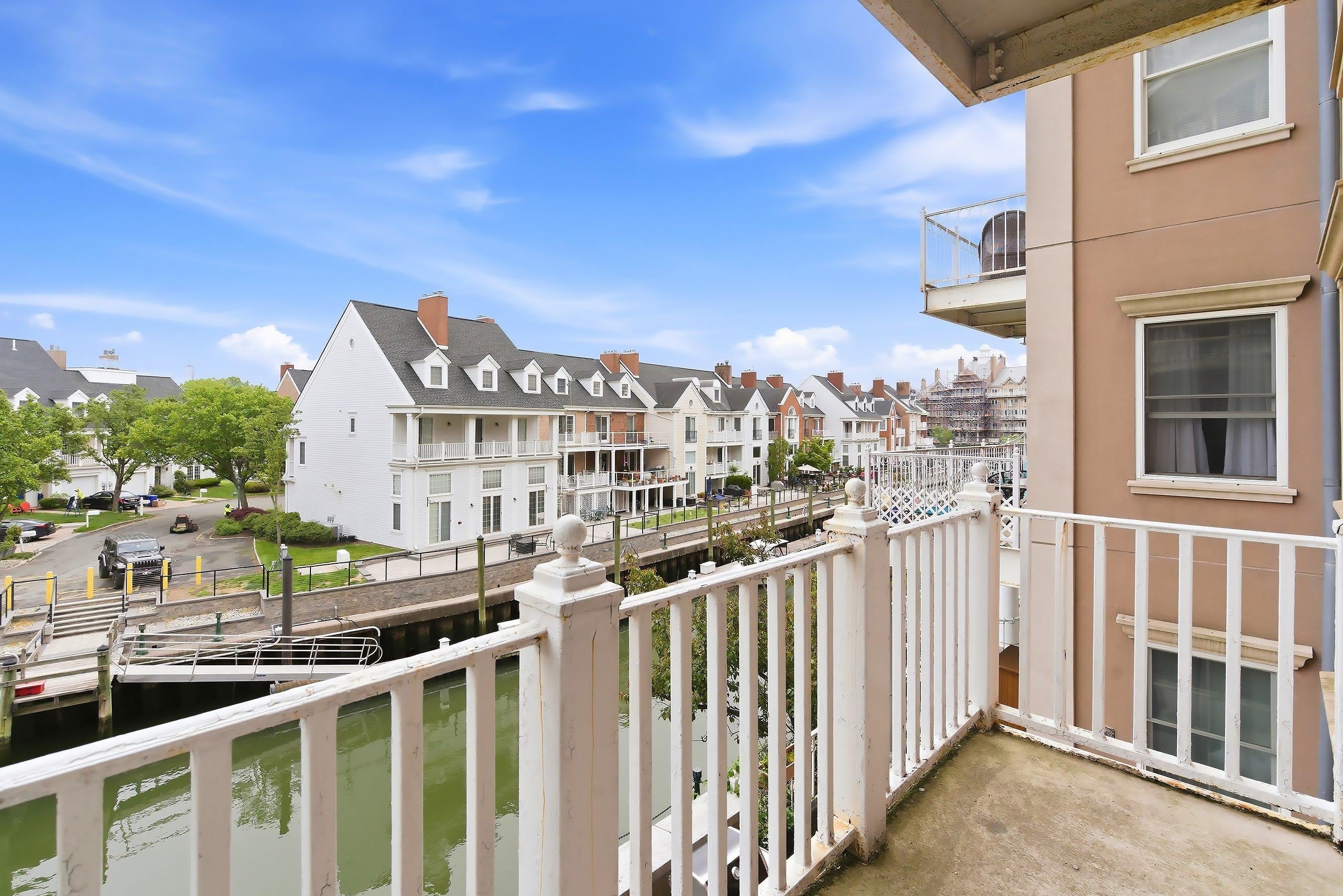 204 SHEARWATER CT W – photo 1