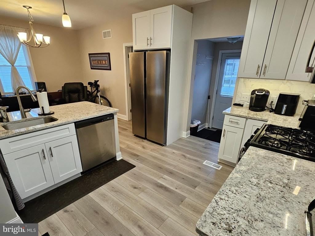 404 W WAYNE AVENUE – photo 1 of 24