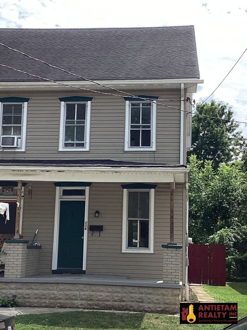 232 234 W Second St – photo 1 of 82