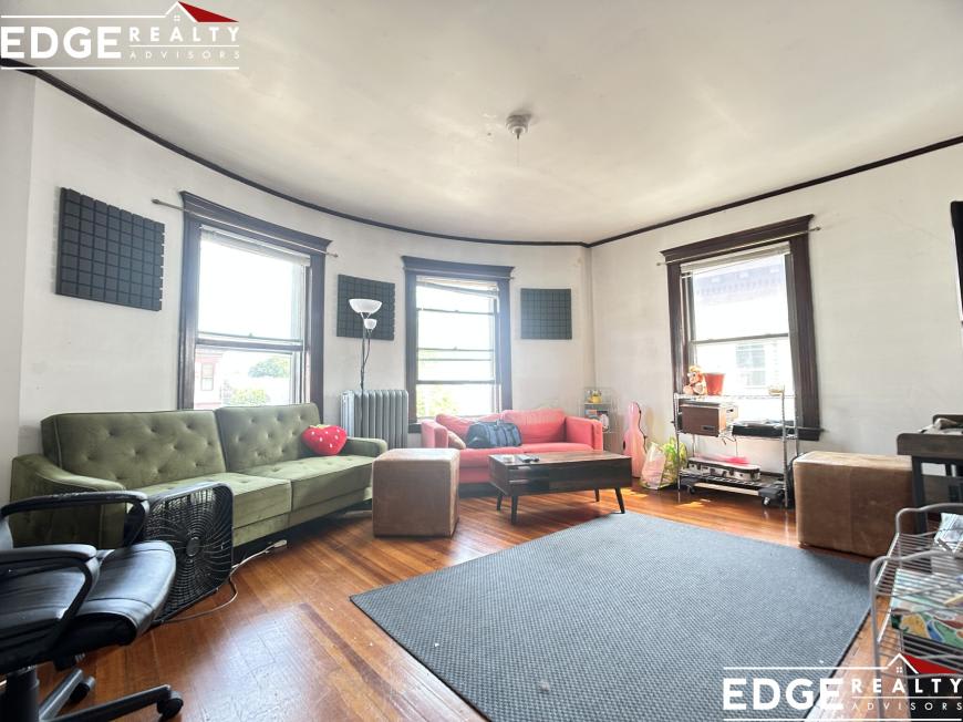324 Faneuil St. – photo 1