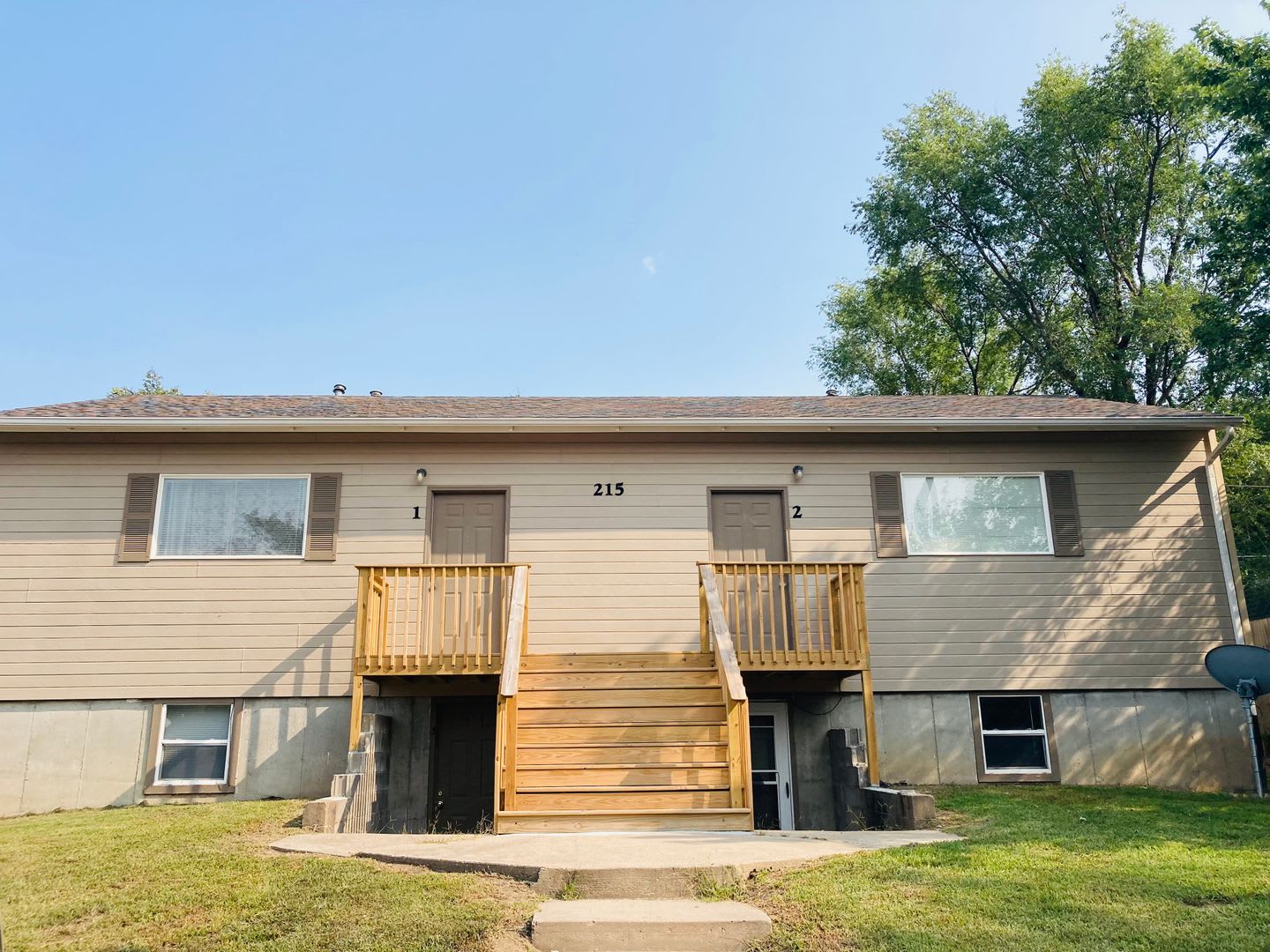 Affordable, Spacious 1 Bedroom Home – photo 1 of 12