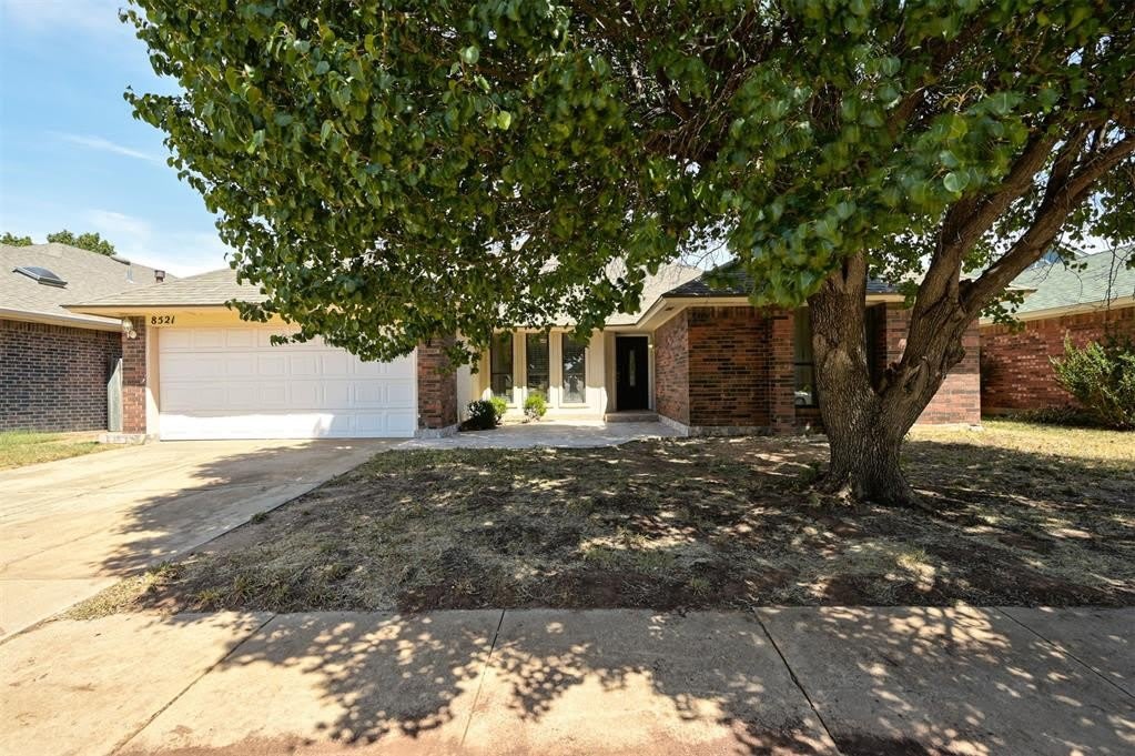 8521 NW 121st Street – photo 1