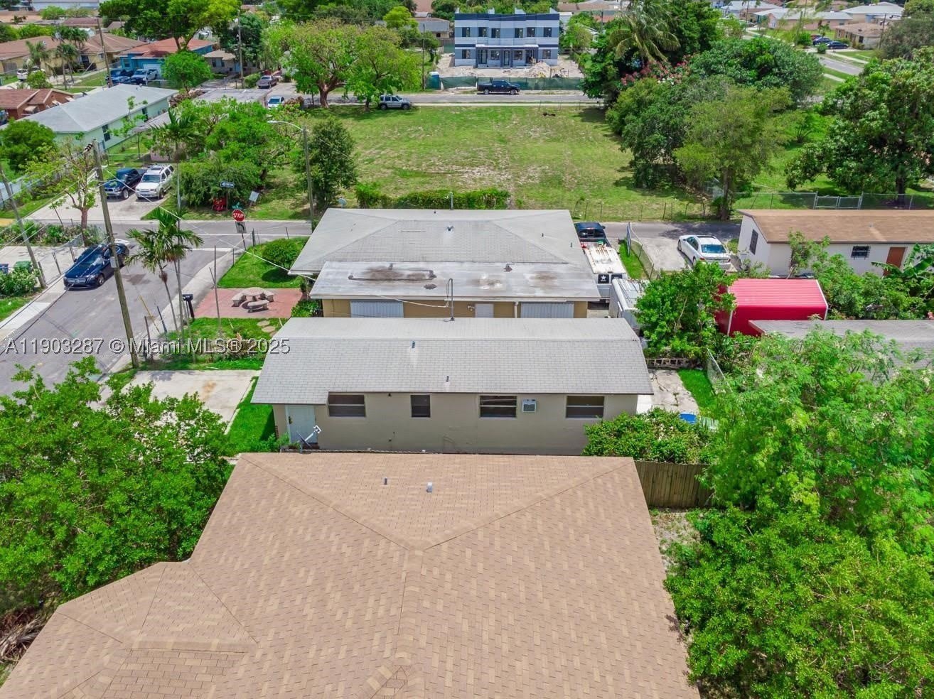 805 NW 3rd Ter – photo 1
