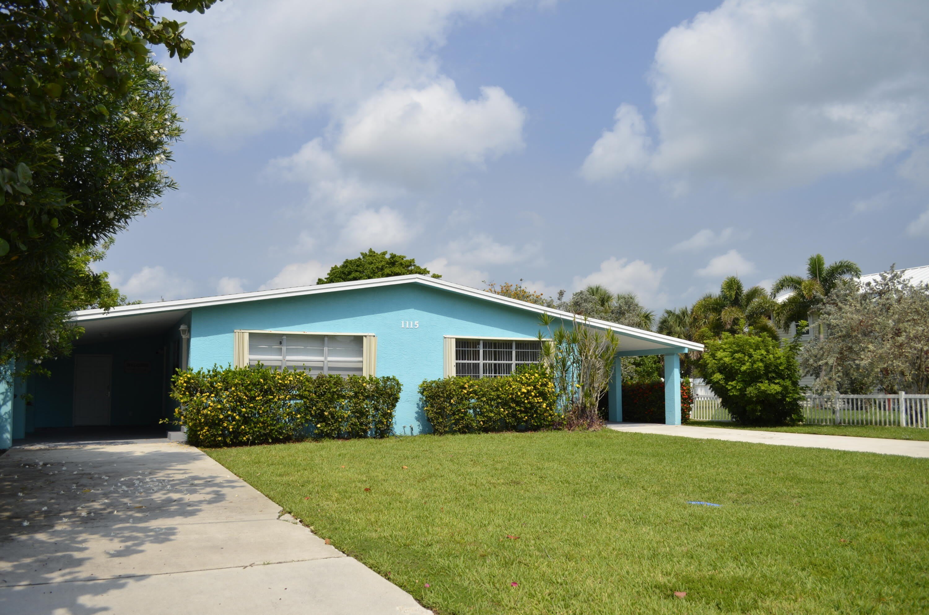 1115 HERNANDO STREET B – photo 1