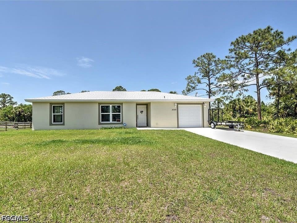 5029 W Hummingbird Drive – photo 1 of 18