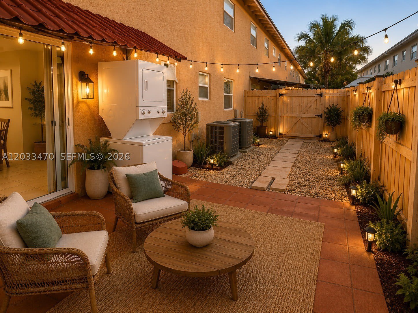 5461 W 24th Ave – photo 1