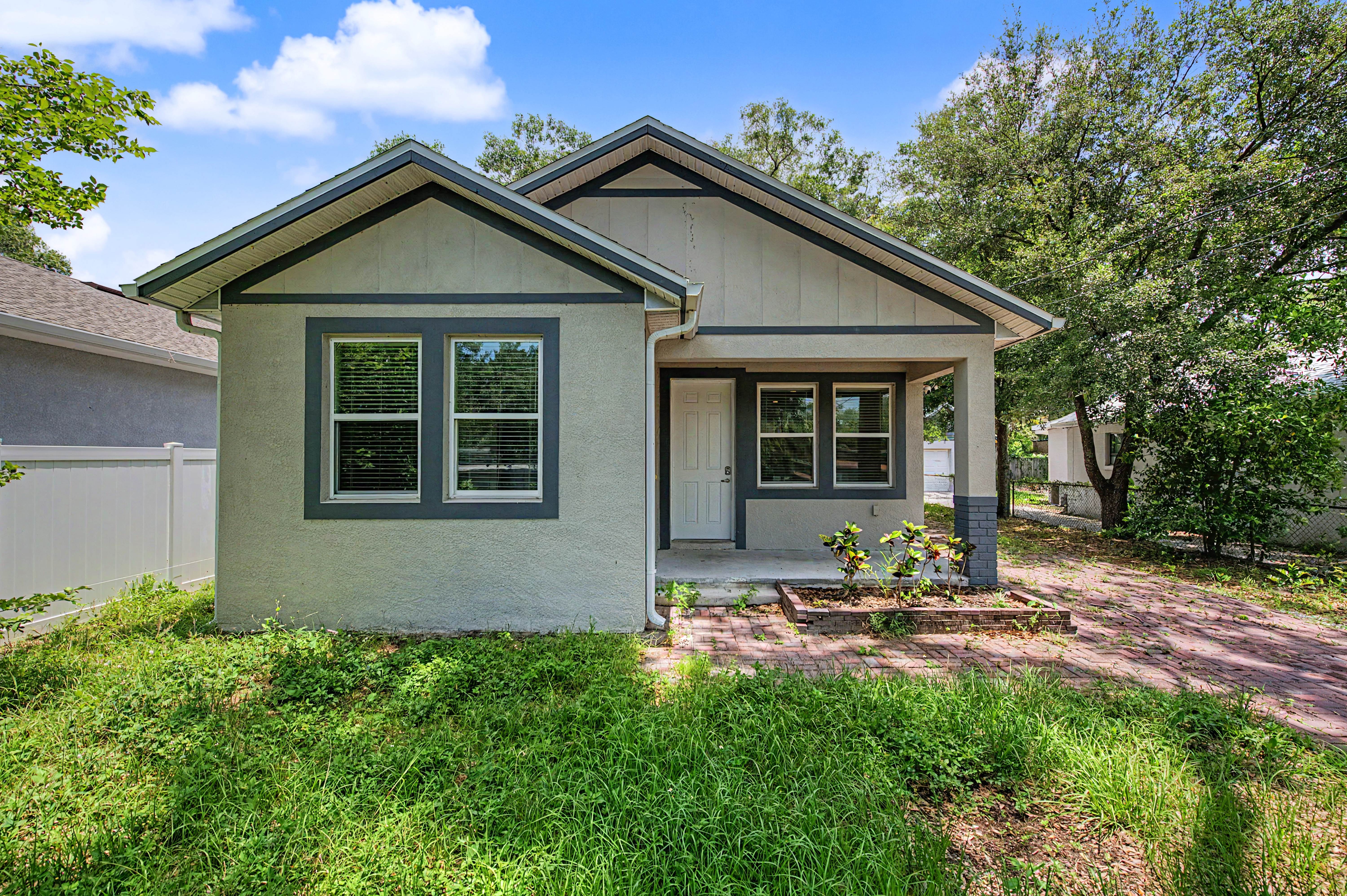 1614 E Mulberry Dr – photo 1