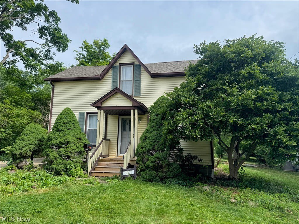 6917 Daisy Avenue – photo 1 of 21
