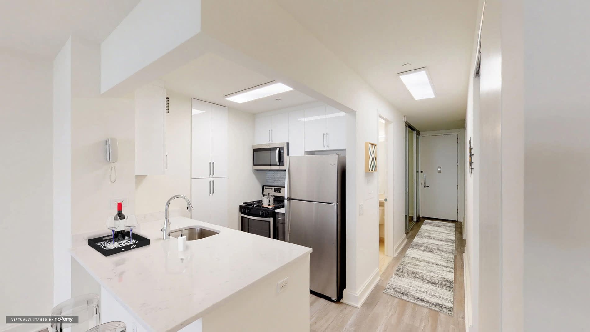 10 Hanover Square – photo 1