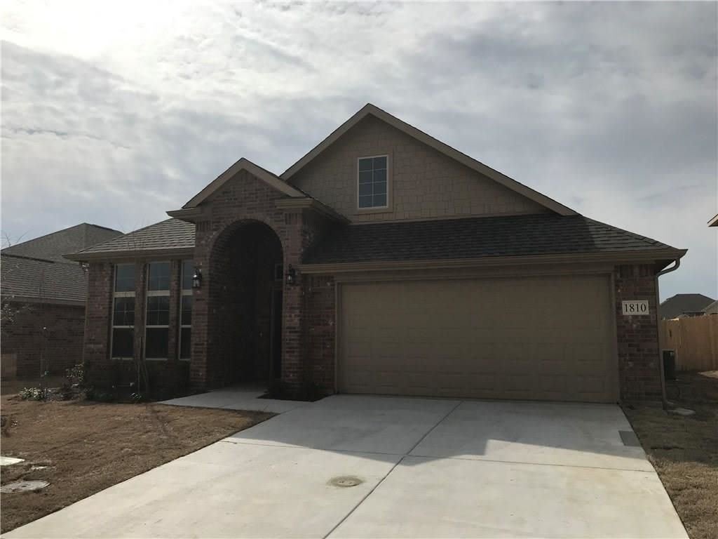 1810 Silver Oak Drive – photo 1 of 8