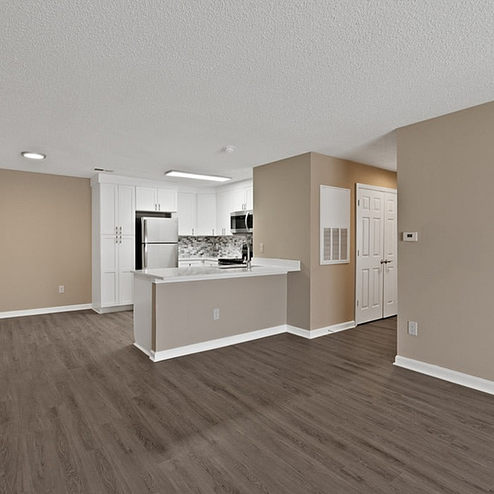 Swathmore Court Apartment Homes – photo 1