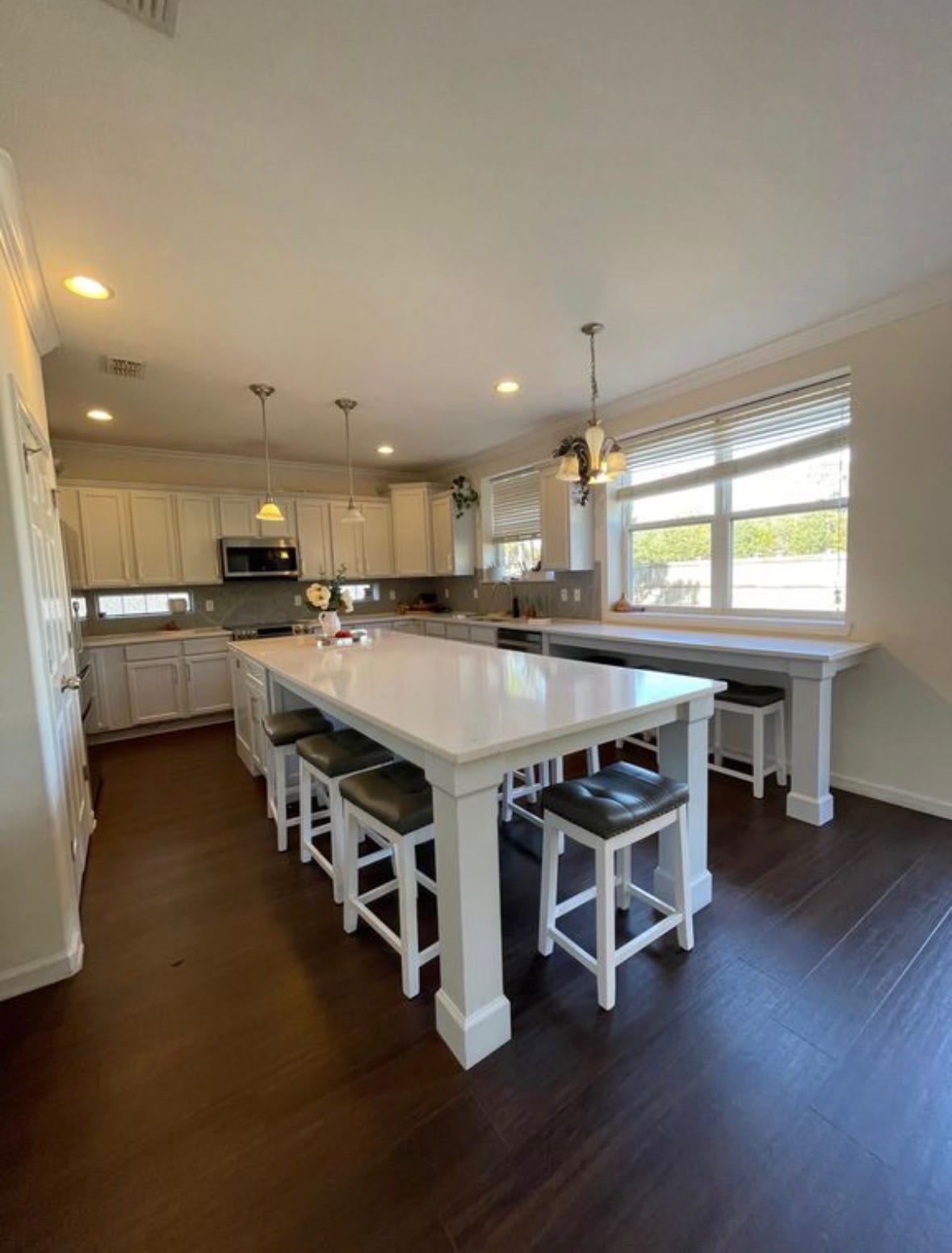 860 Solimar Way – photo 1 of 221