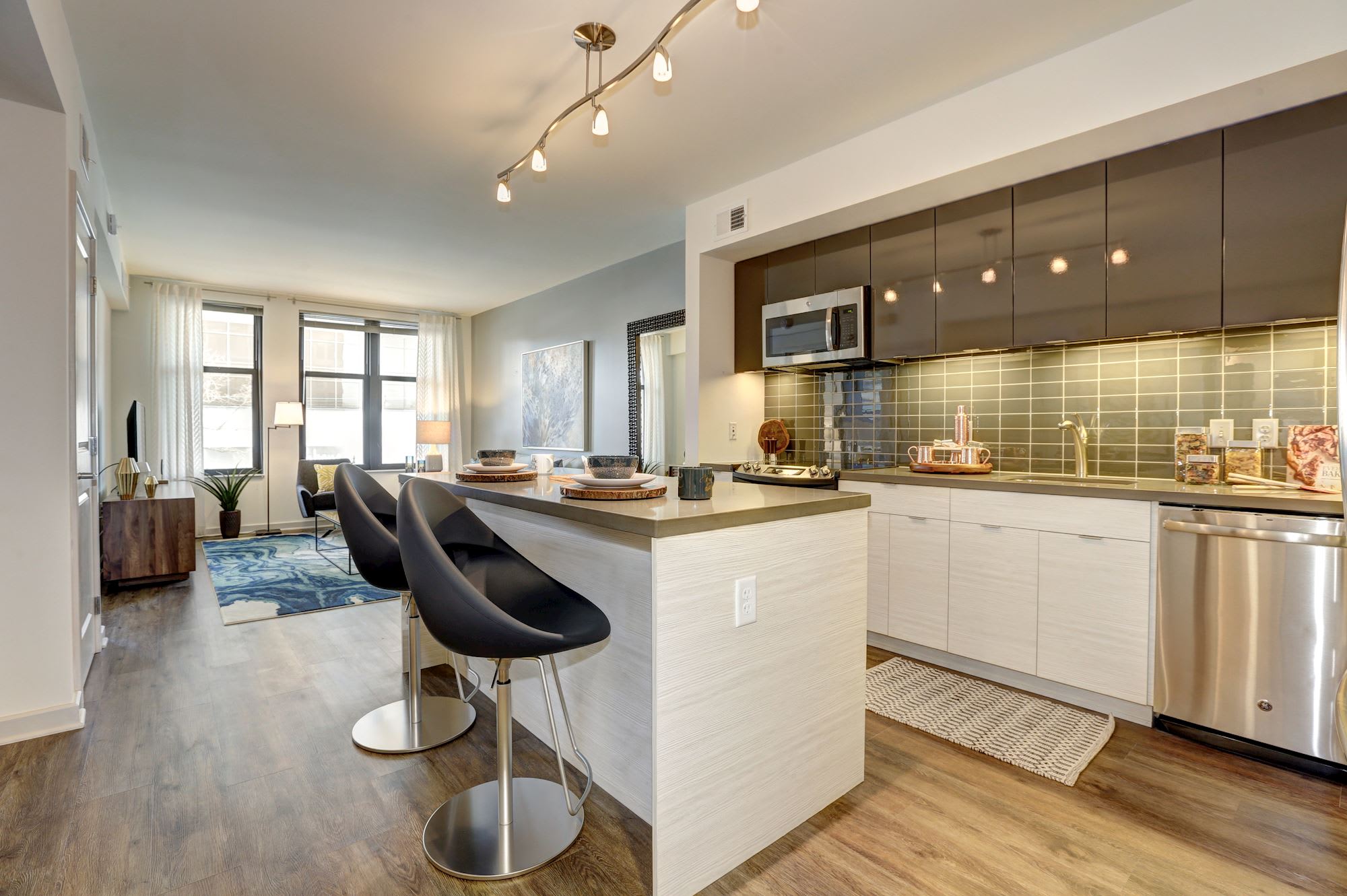 Solaire 7077 Woodmont – photo 1