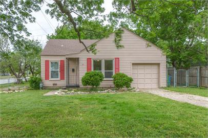 1446 South Erie Avenue – photo 1