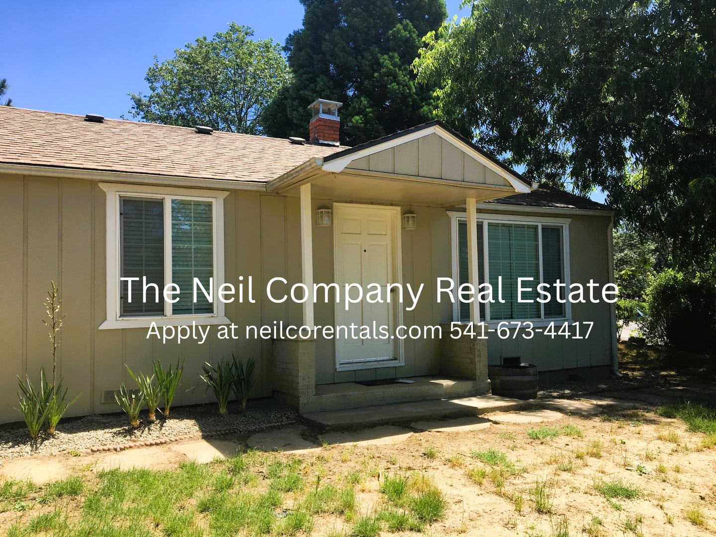 ~2 Bedroom House in Winston~ – photo 1 of 13