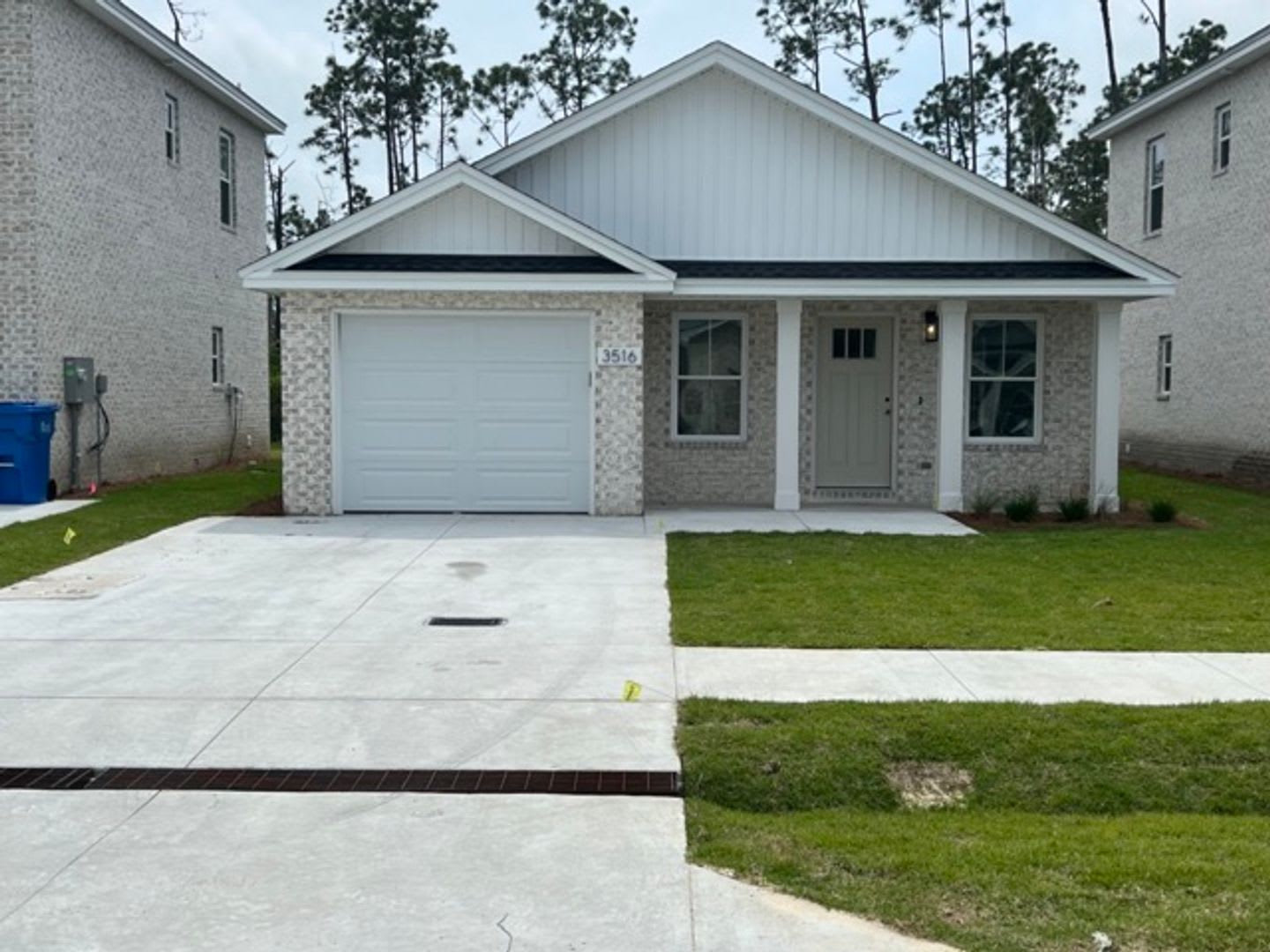 3 bed 2 bath House – photo 1 of 9